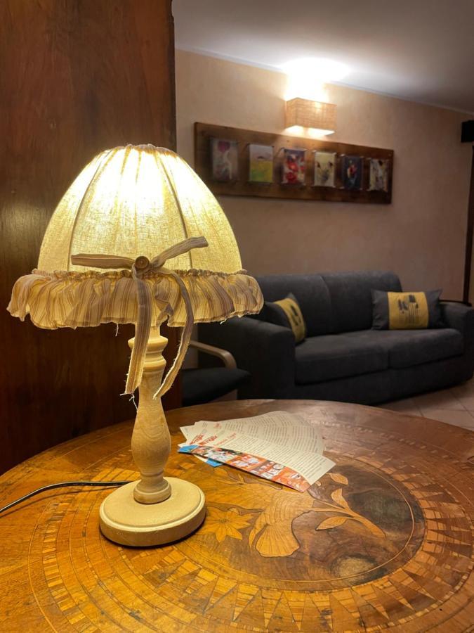Nel Vecchio Borgo Lägenhet Verrès Exteriör bild